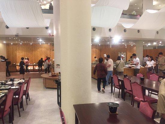 Main Kitchen Dining Lagoon Terrace